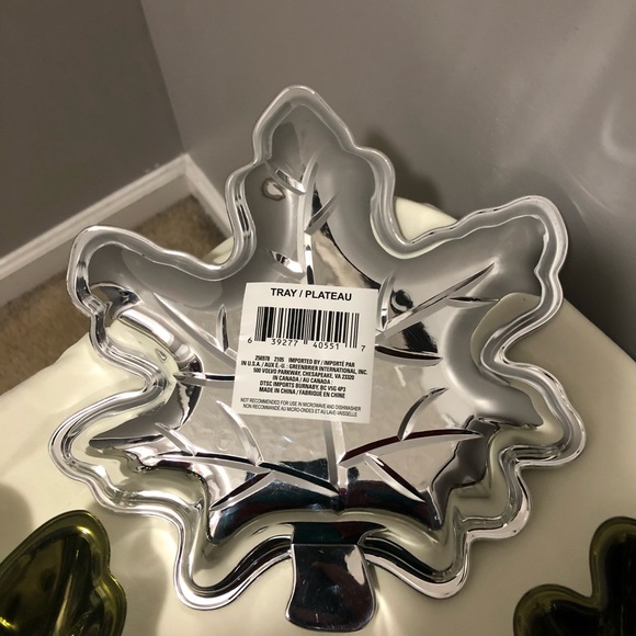 Leave Candy Trays Set of 4 - Picture 3 of 5